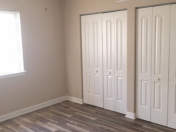 3rd image of 1452 Carol Ct APT 1A