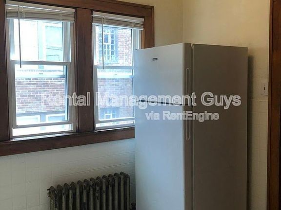 5th image of 3318 Penn Ave N APT 4