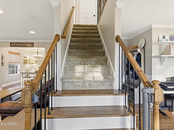 5th image of 11004 Eagle Creek Ln
