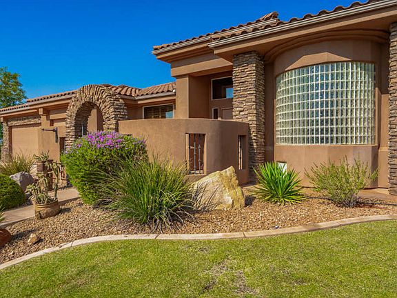5th image of 1047 N Catalpa Dr