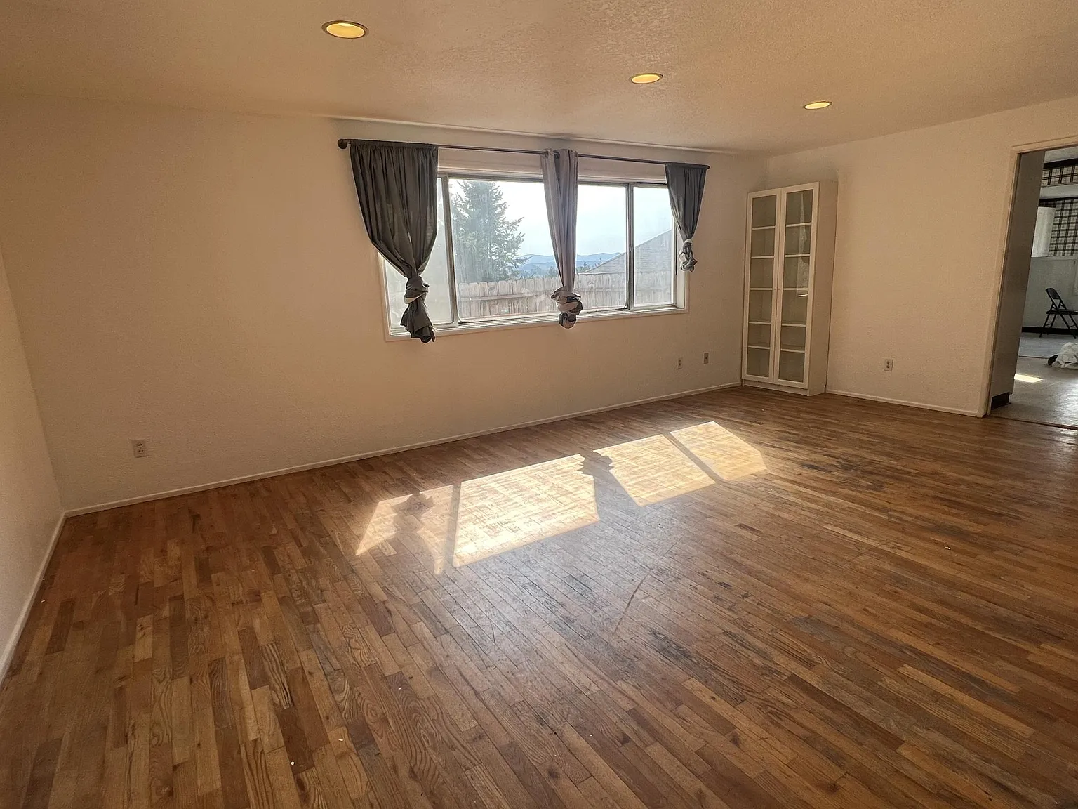 4108 NE Garden Dr — Photo 4
