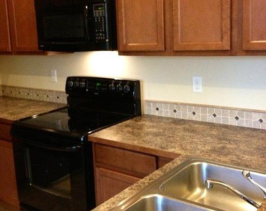 All upgraded kitchen features