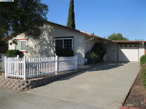 1565 Hollyhock St, Livermore, CA 94551