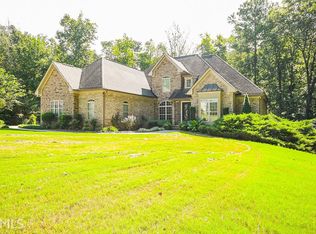 350 Phillips Dr, Fayetteville, GA 30214