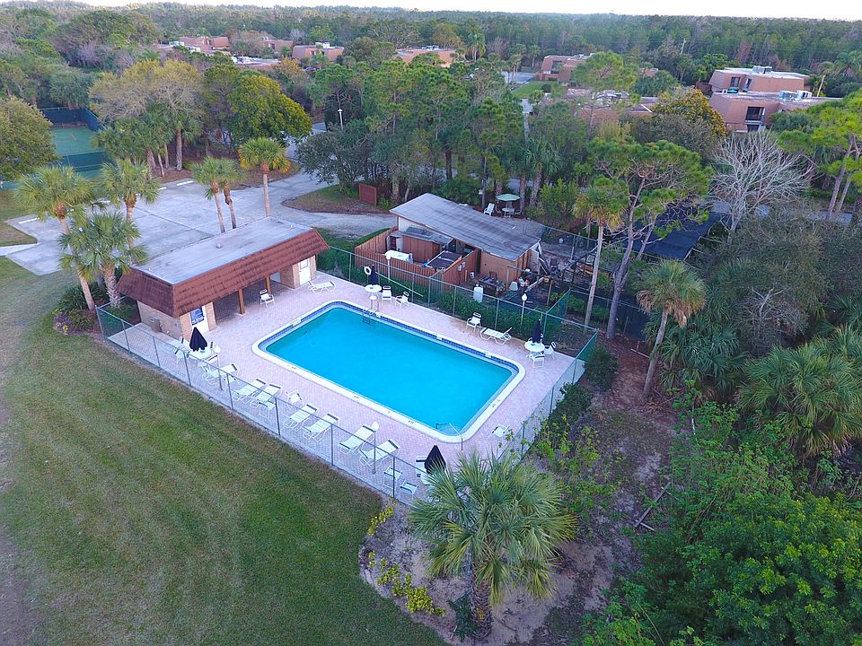 2nd image of 5622 SE Riverboat Dr