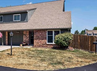 2927 SW Foxcroft 1 Ct, Topeka, KS 66614