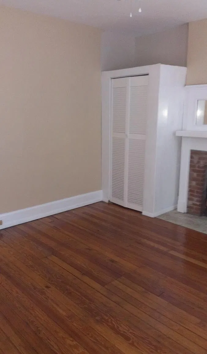 2313 W Clifton Avenue — Photo 4