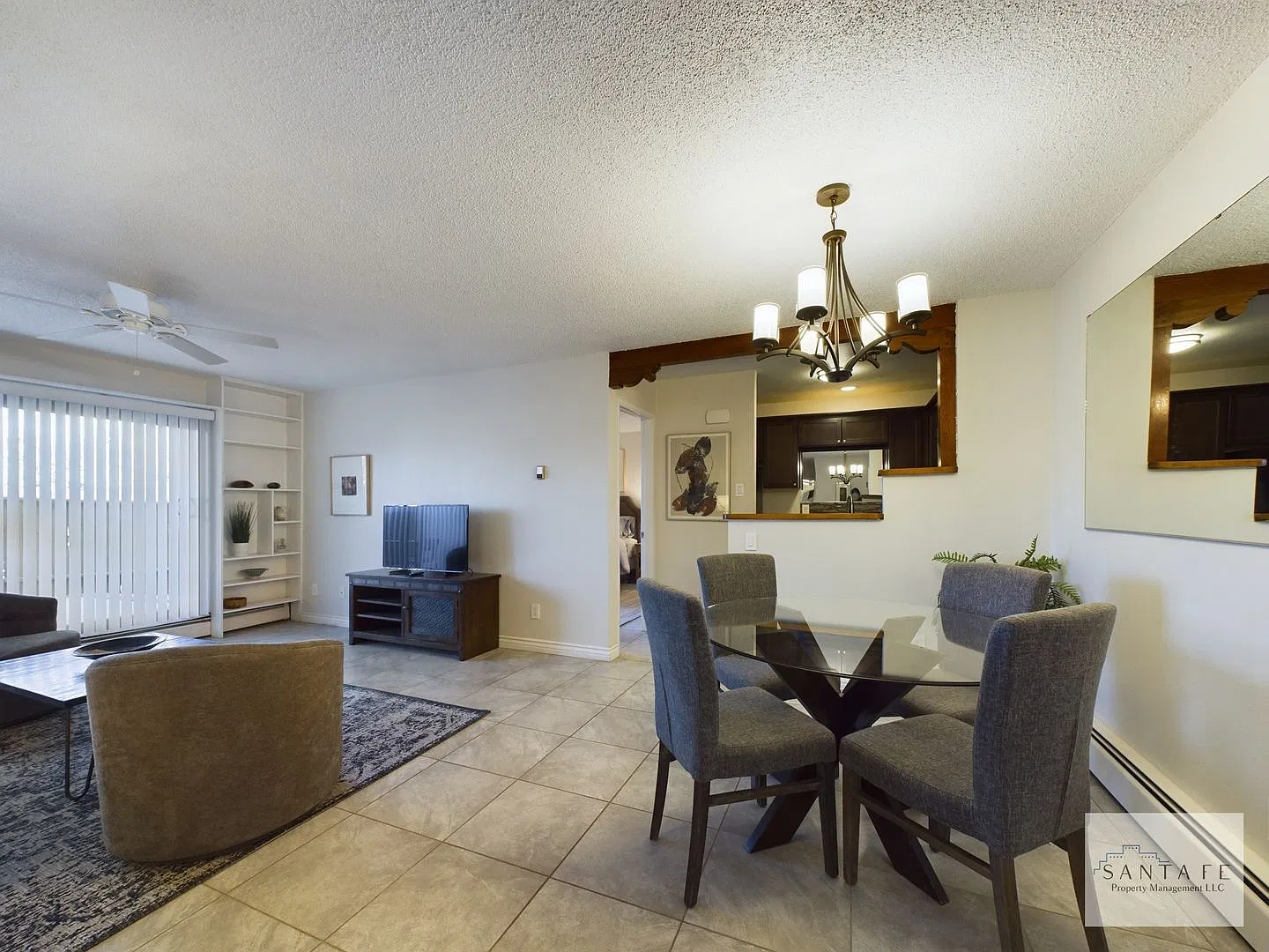Gorgeous Ground Level Condo at Los Arroyos across from Hospital — Photo 3