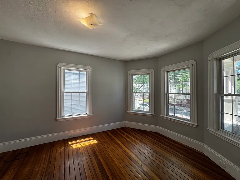 51 Glendale St #1 — Photo 2