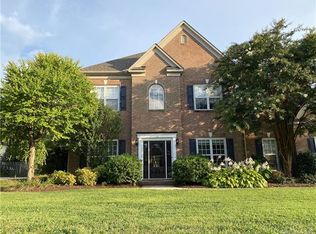 124 Lamplighter Ln, Mooresville, NC 28115