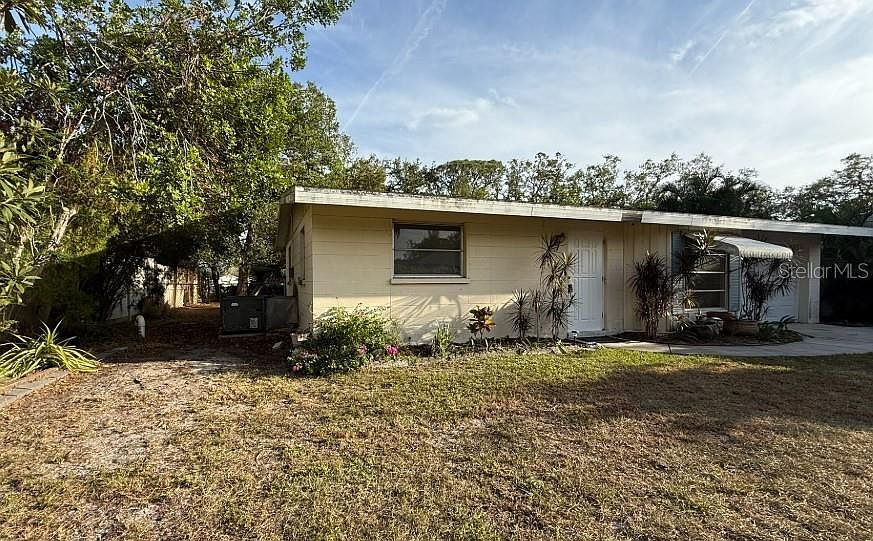 1st image of 4442 BEACON DRIVE