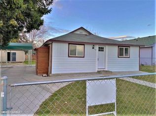 307 E 5th St, Grandview, WA