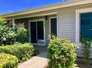 303 E Bullard Ave APT 137, Fresno, CA