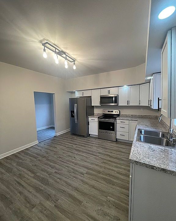 203 Jefferson St, Pawnee, IL 62558 Zillow