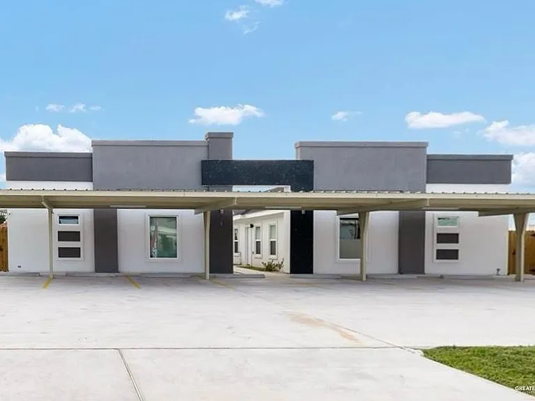 100 Lauryn Dr #3 — Photo 1