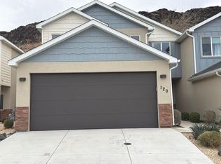 120 N 240 E, Hurricane, UT 84737