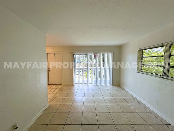 2nd image of 519 W Kalmia Dr #11575495