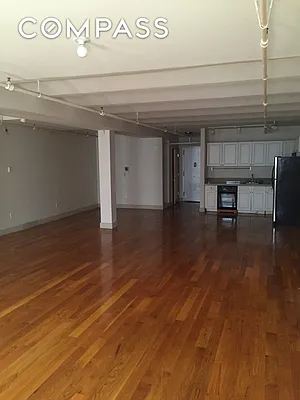 Rented by Compass | media 22