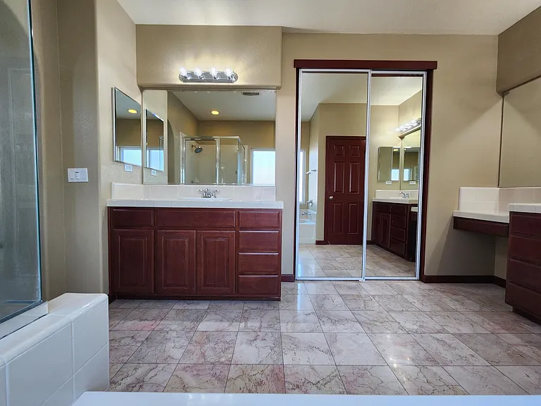 794 Newton Ct — Photo 20