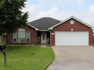 2201 Sue St, El Campo, TX 77437