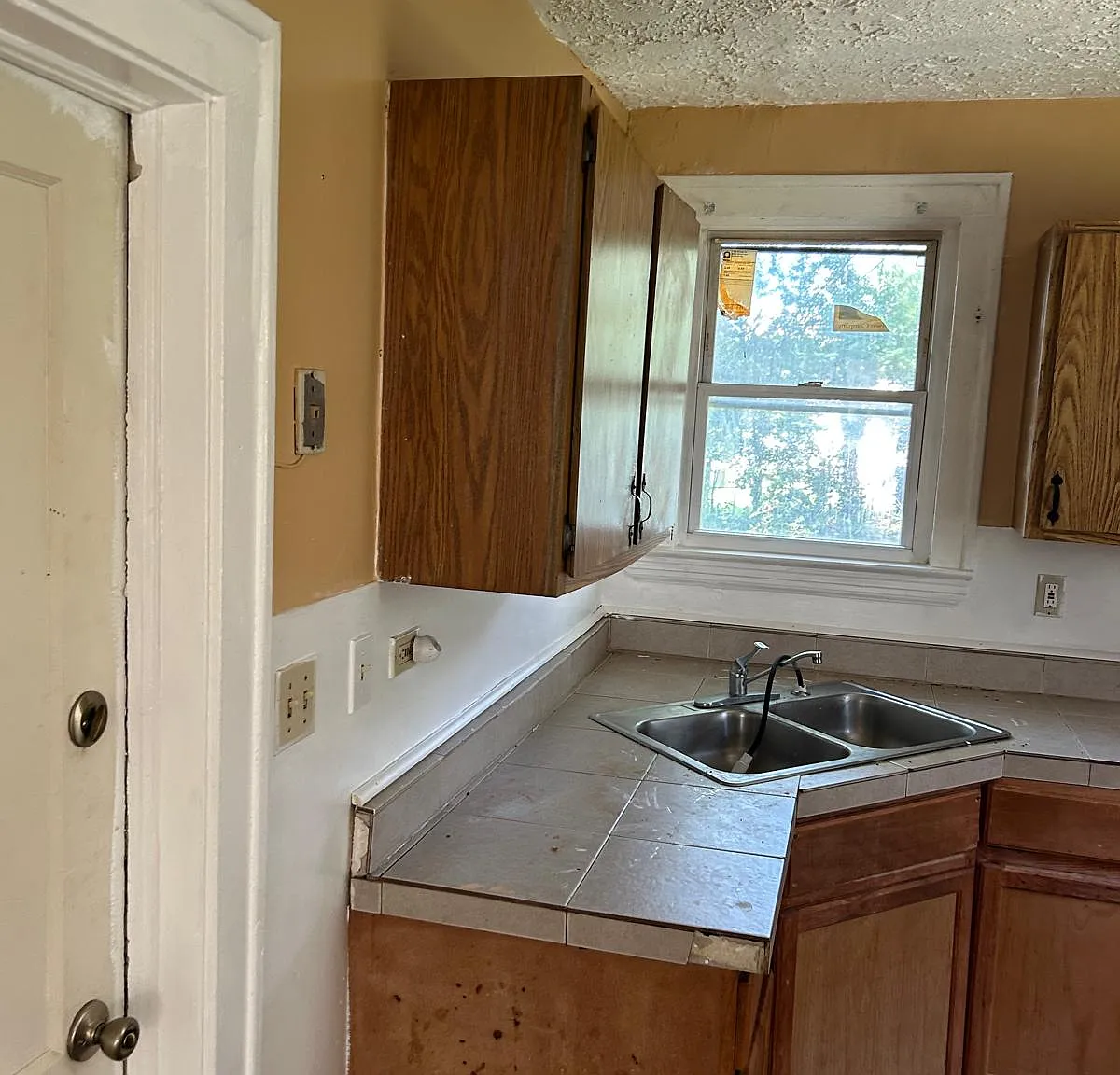 2 bed, 973 sqft, $900 — Photo 4