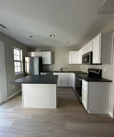10908 Kinston Ridge Pl — Photo 5
