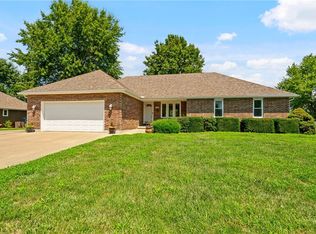 613 W Kirkpatrick St, Odessa, MO 64076