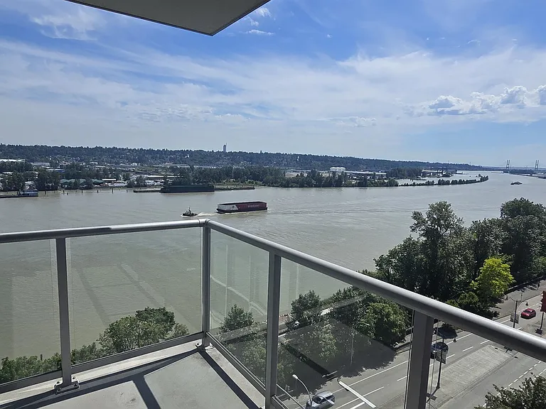 125 Columbia St #1205 — Photo 7
