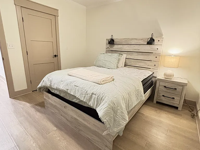 3418 Medical Park Dr — Photo 5