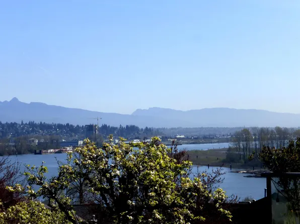 70 Richmond St #307, New Westminster, BC V3L 5S8