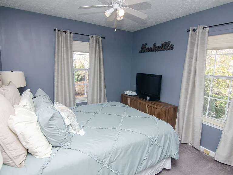 609 Spokane Ct — Photo 22