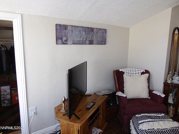 5th image of 337 Ogden Ave