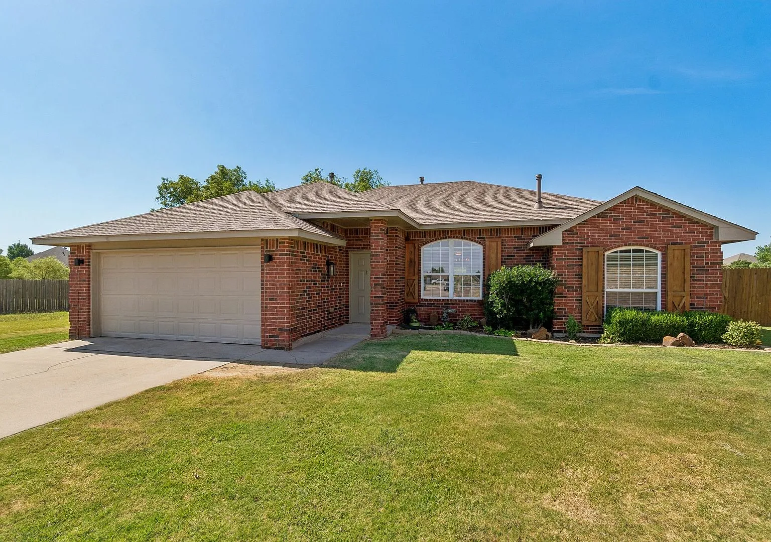 15921 Katie Ridge Dr — Photo 1