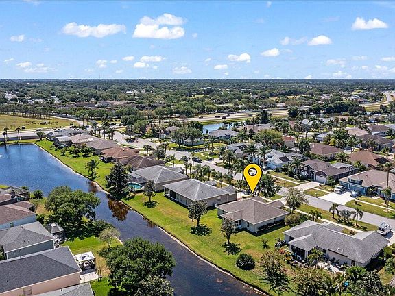 2nd image of 1954 Crane Creek Blvd