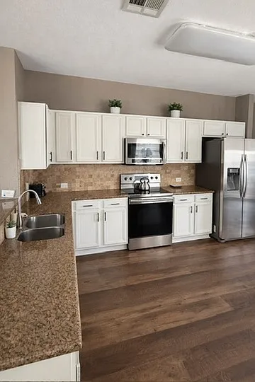 102 Wallin St — Photo 8