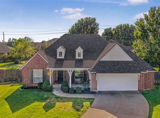 915 W Indianapolis Pl, Broken Arrow, OK 74012