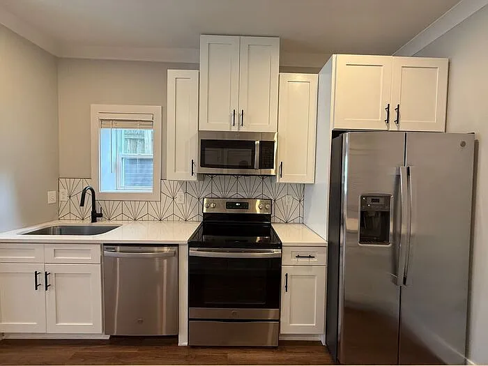 805-B Bradford Ave #102 — Photo 3