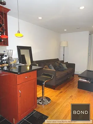 Rented by Bond New York | media 43