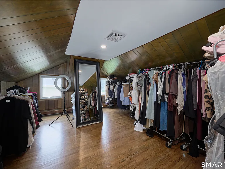 1374 Huntington Tpke — Photo 18