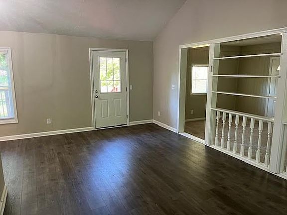 2nd image of 723 Lookout Pointe
