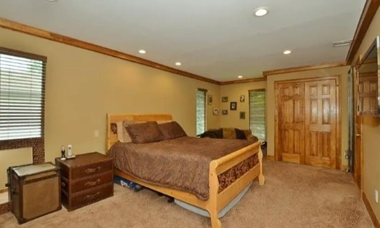 79 Plymouth Rd — Photo 7