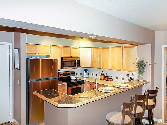 2nd image of 1525 NW 57th St Unit 323