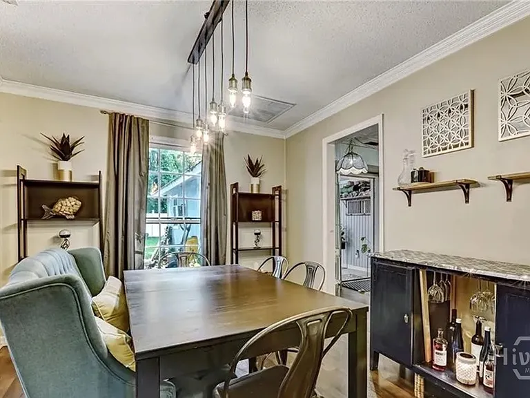 5020 Laroche Ave — Photo 11