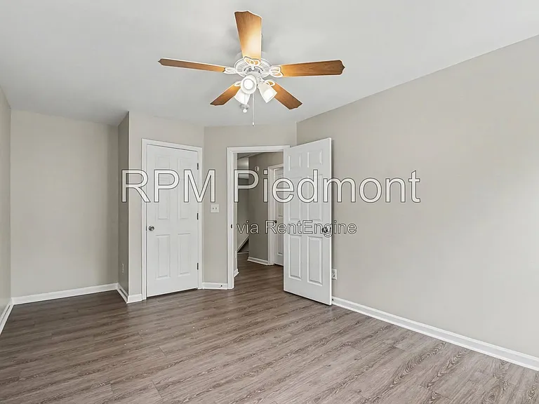 740 Prince Pl NW — Photo 14