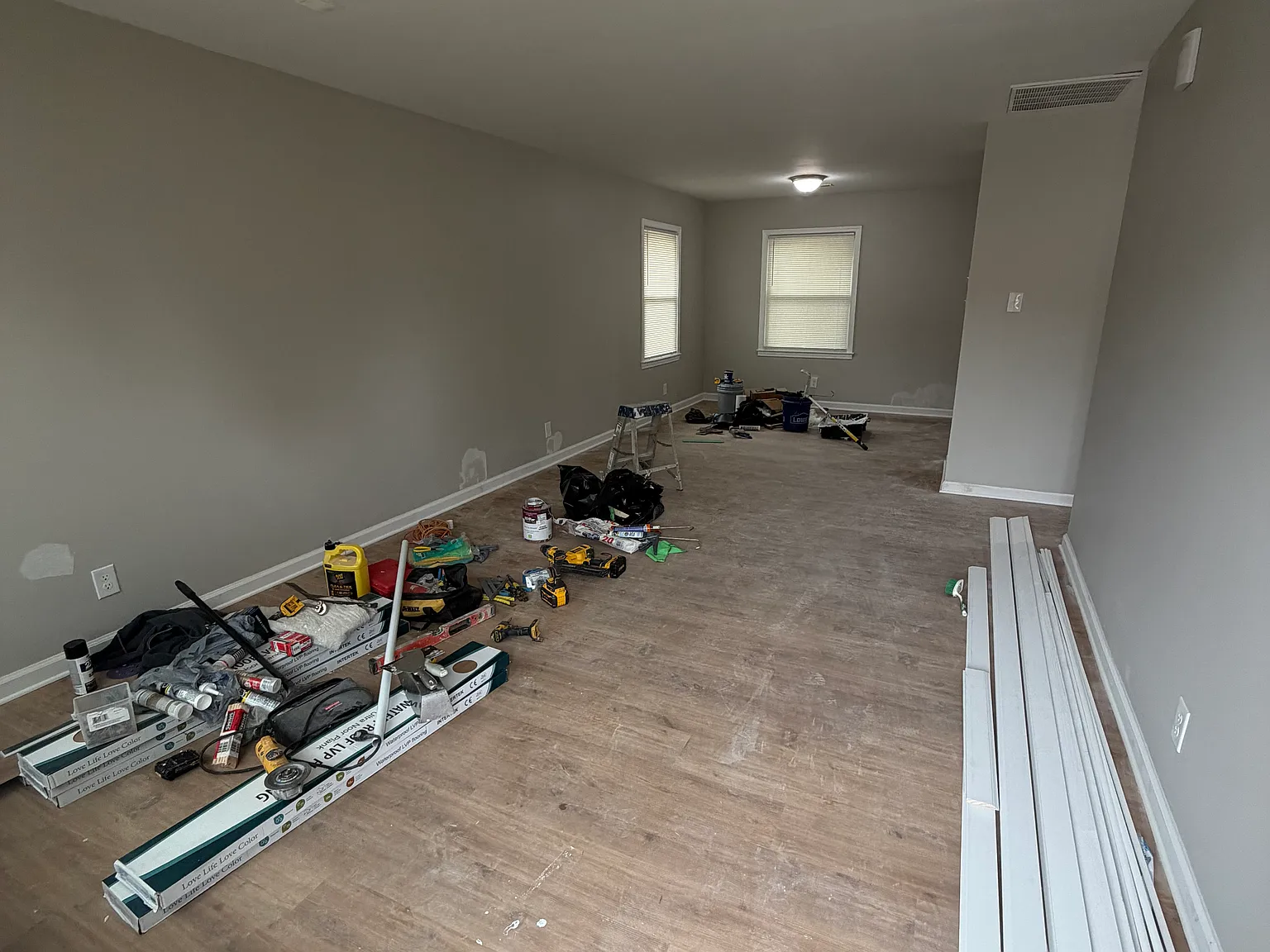 3 bed, 1200 sqft, $1,695 — Photo 2