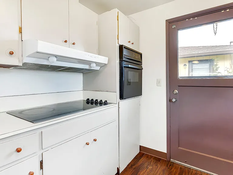 6970 SW King Blvd — Photo 10