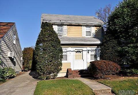 1st image of 105 Crocus Ave