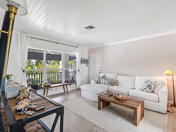 2nd image of 1025 CASUARINA Road #7