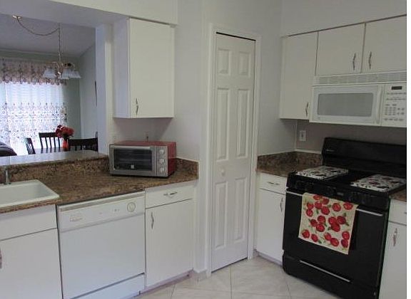 3rd image of 15004 Margaux Dr