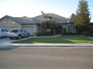12606 Oahu Ln, Bakersfield, CA 93312